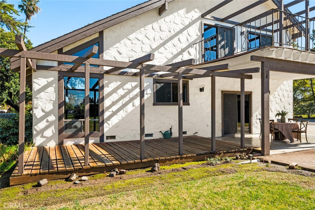 1041 Washington Property Photo 48