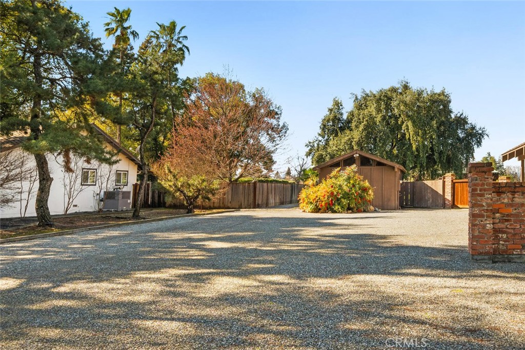 1041 Washington Property Photo 49