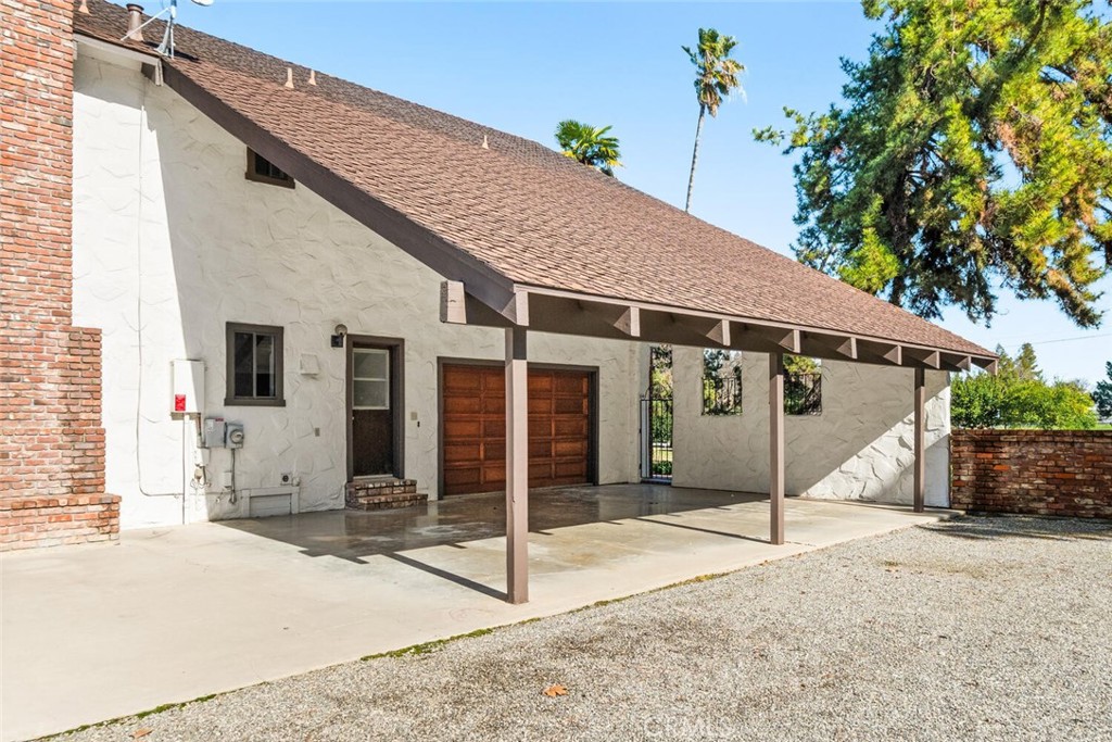 1041 Washington Property Photo 51