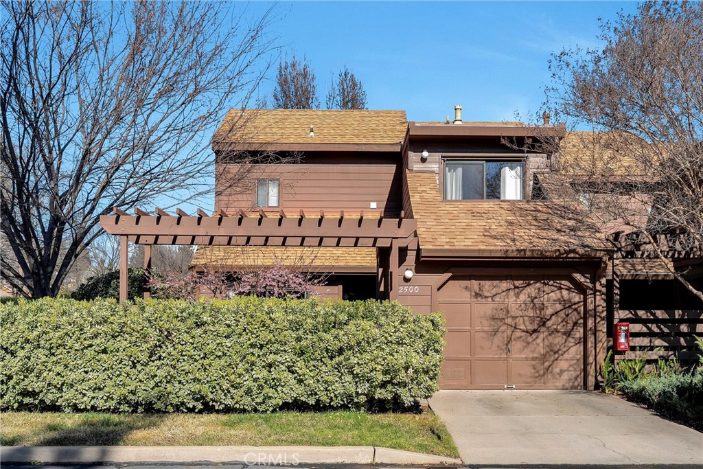 2500 Shooting Star Way Property Photo 2