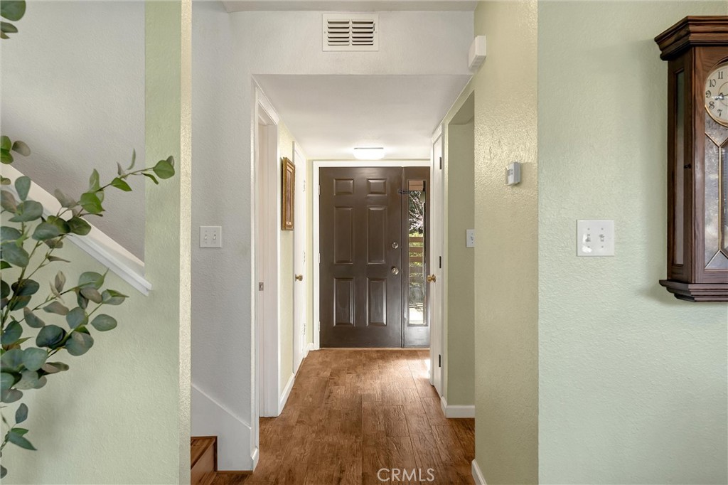 2500 Shooting Star Way Property Photo 5