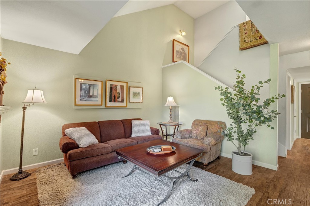 2500 Shooting Star Way Property Photo 9