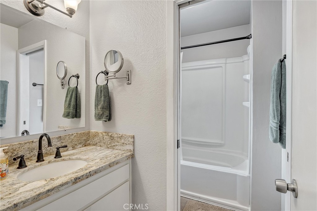 2500 Shooting Star Way Property Photo 28