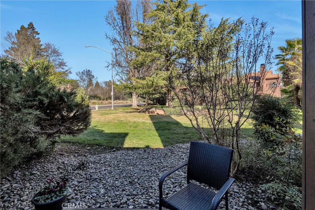 2500 Shooting Star Way Property Photo 34