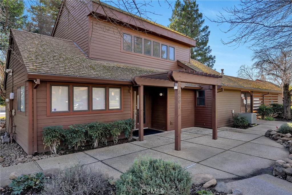 2500 Shooting Star Way Property Photo 36