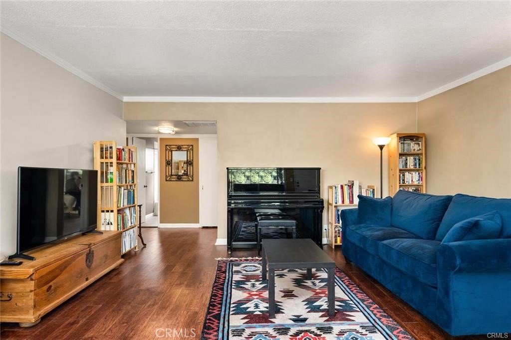 30 Plaza Way 7 Property Photo 2