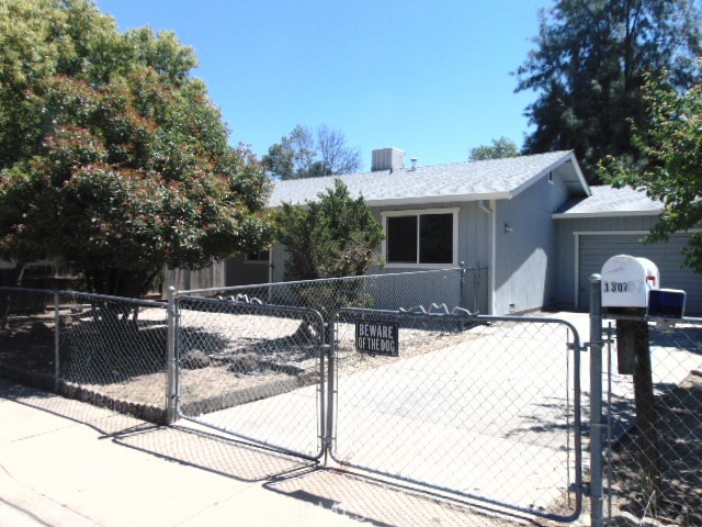 1307 Deborah Drive Property Photo 2