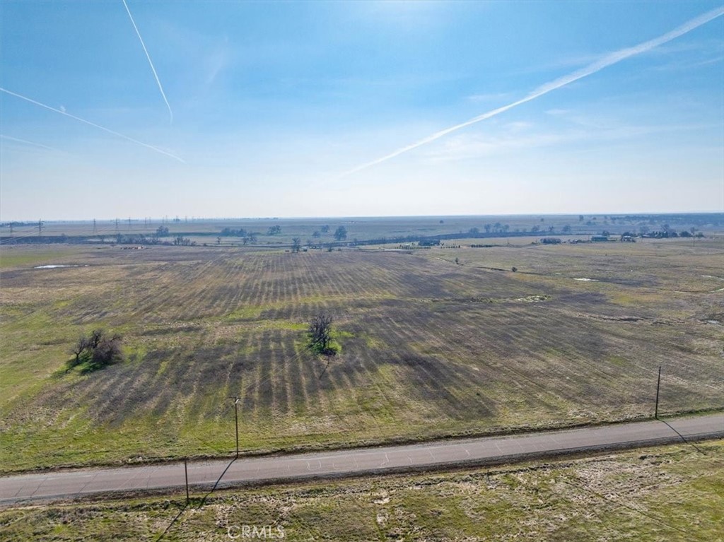 20225 Stewart Property Photo 8