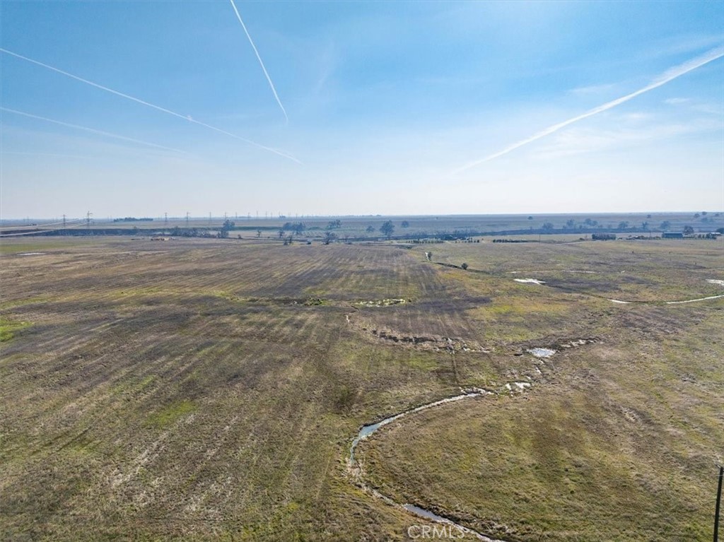 20225 Stewart Property Photo 9