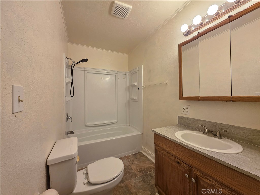 905 Campbell Property Photo 22