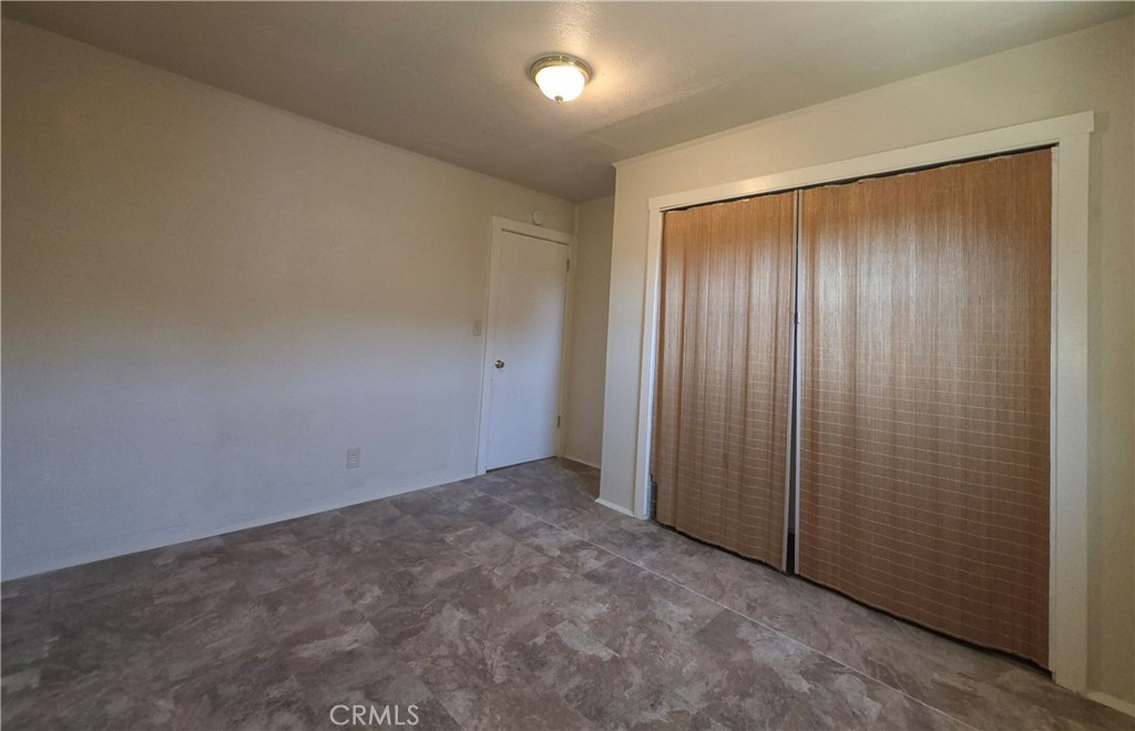 905 Campbell Property Photo 25