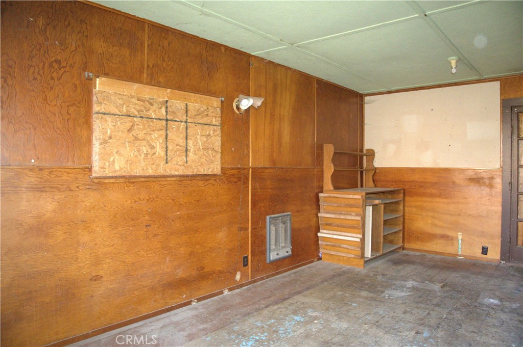 905 Campbell Property Photo 38