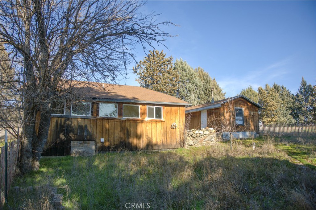 905 Campbell Property Photo 40