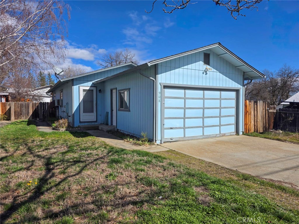 908 Miner St Property Photo 1