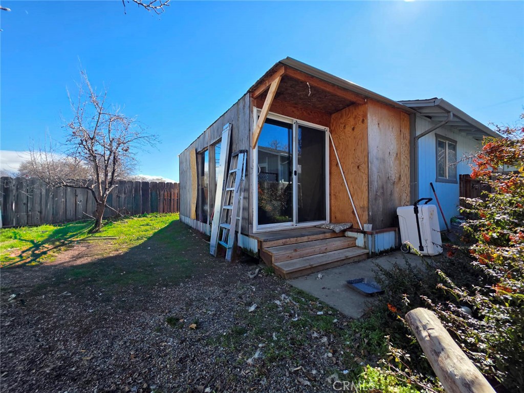 908 Miner St Property Photo 15