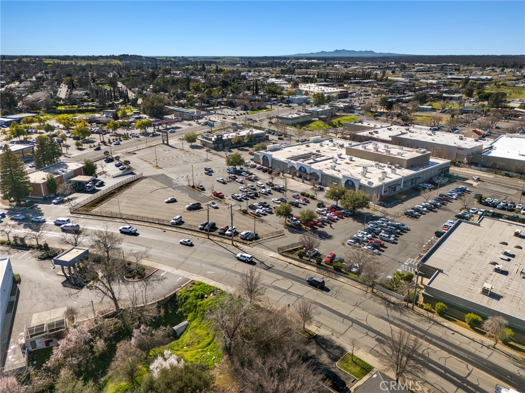2470 Oroville Dam Boulevard W A Property Photo 6