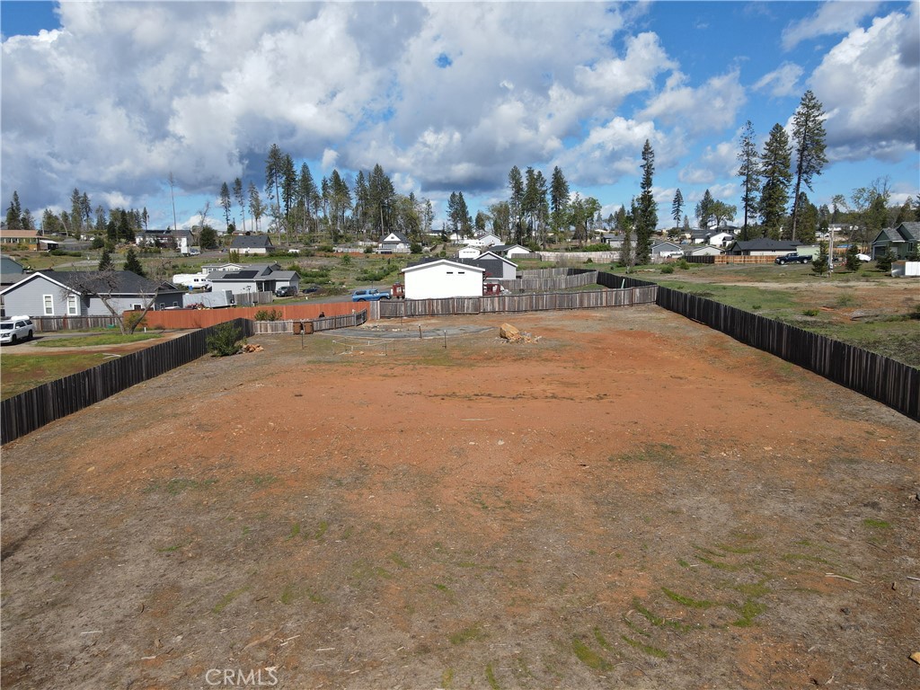 750 Brookhaven Property Photo 3