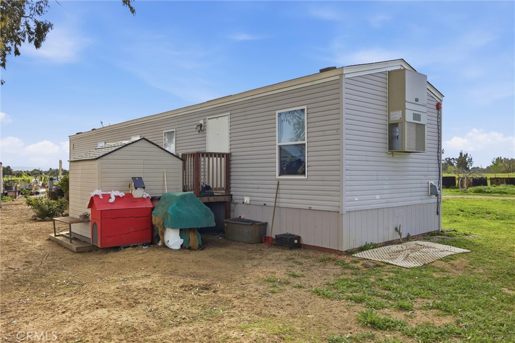 4830 Hall Property Photo 23