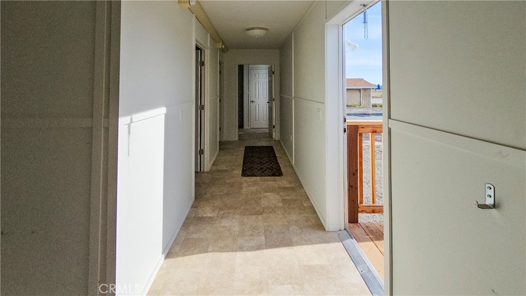 4830 Hall Property Photo 25