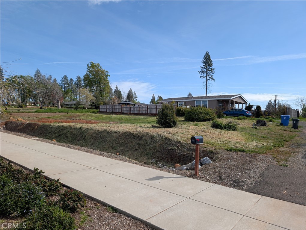 5800 Almond Property Photo 2