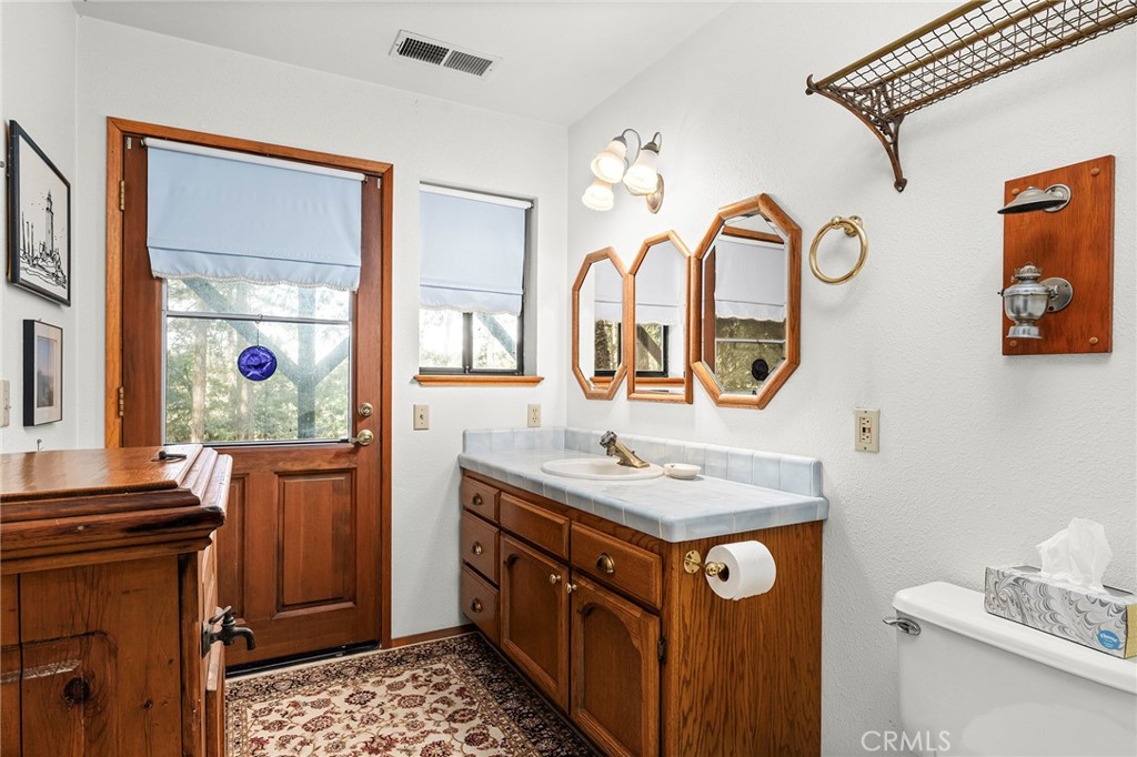 14243 Wycliff Way Property Photo 33