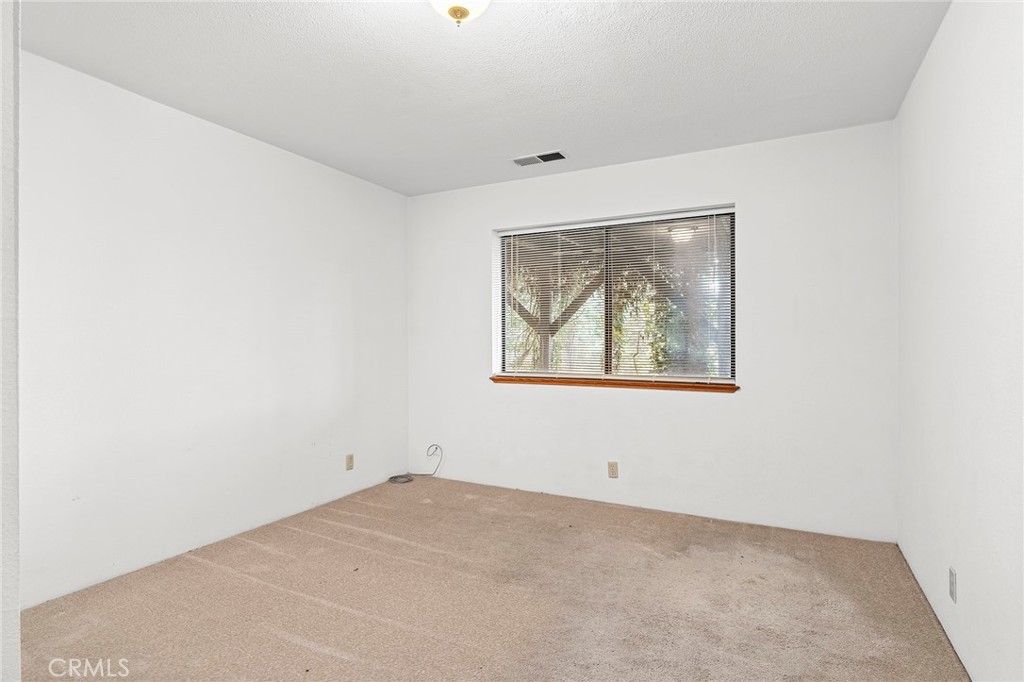 14243 Wycliff Way Property Photo 35