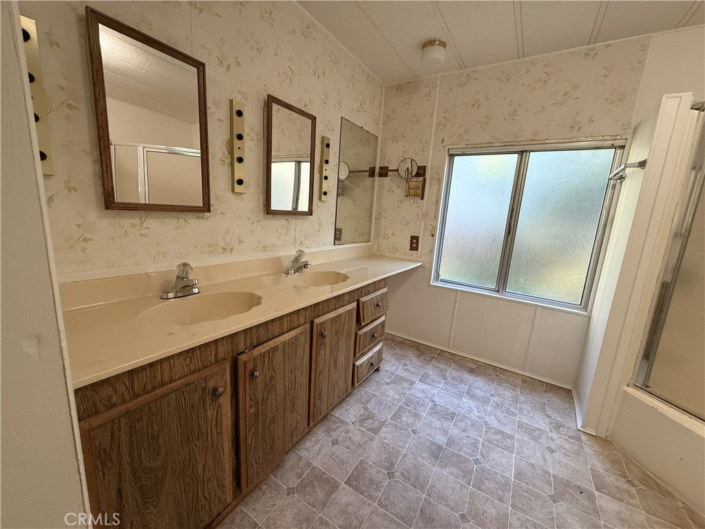 14378 Bethany Property Photo 3