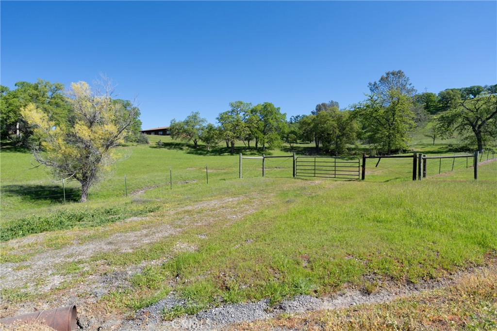 4053 Hidden Valley Property Photo 12