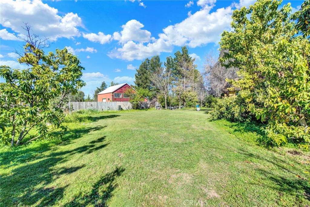 3829 Gardiner Ferry Road Property Photo 7