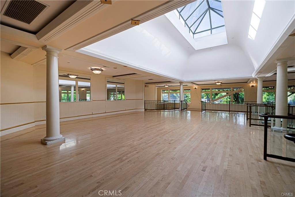 200 Wall Street Property Photo 37