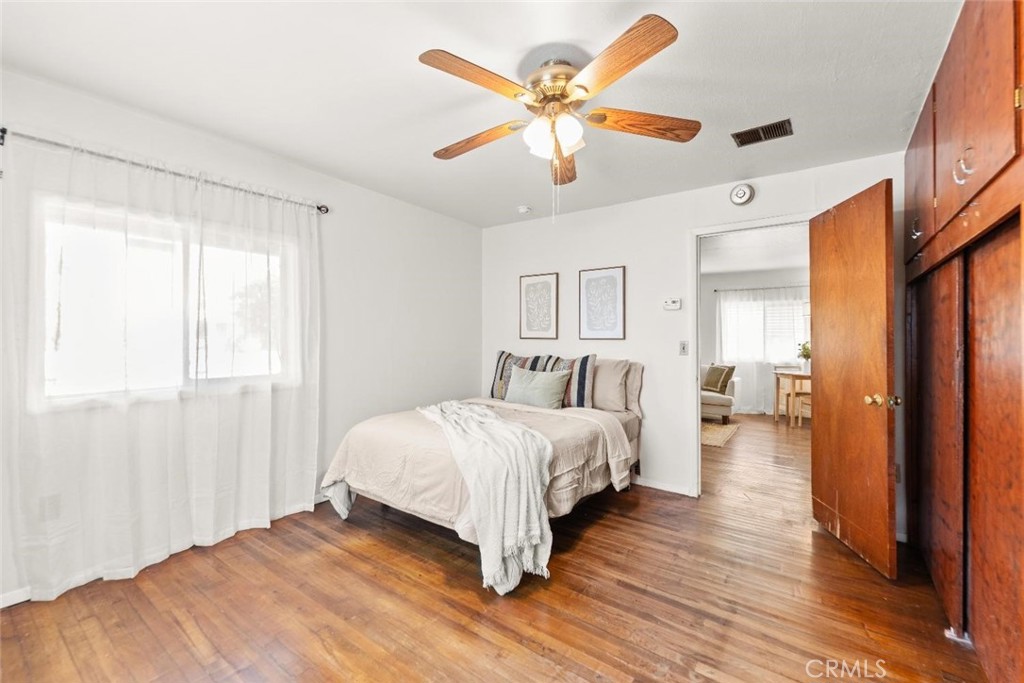 3142 Burlington Property Photo 15