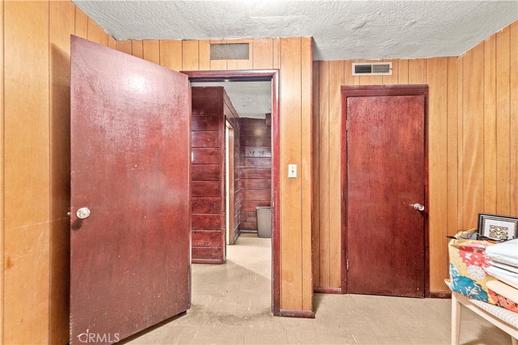 3142 Burlington Property Photo 31