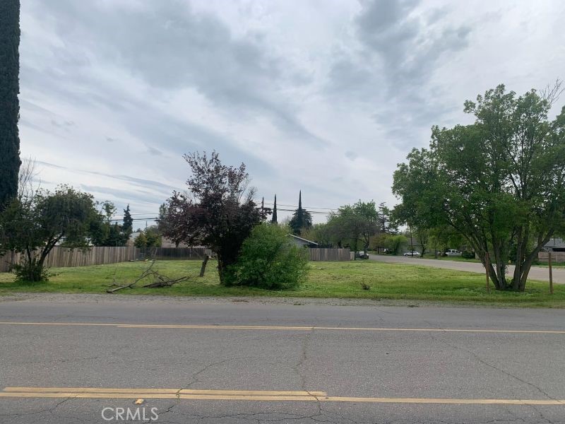 617 Solano St Property Photo 4