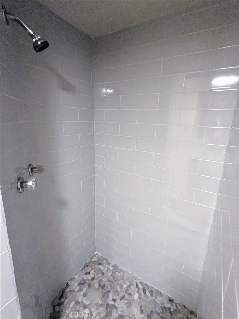 131 W 3rd Property Photo 68