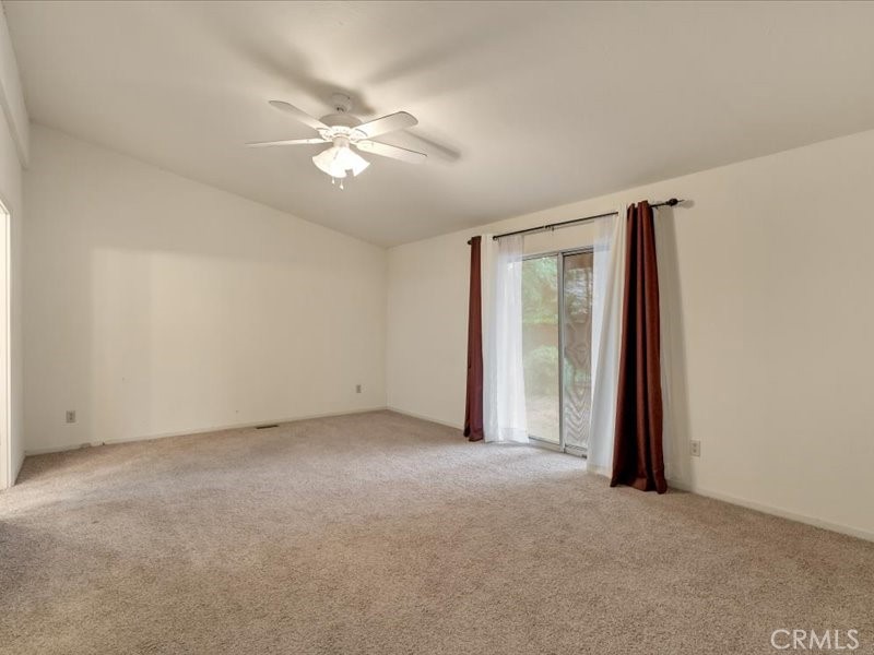 2050 Springfield 101 Property Photo 24