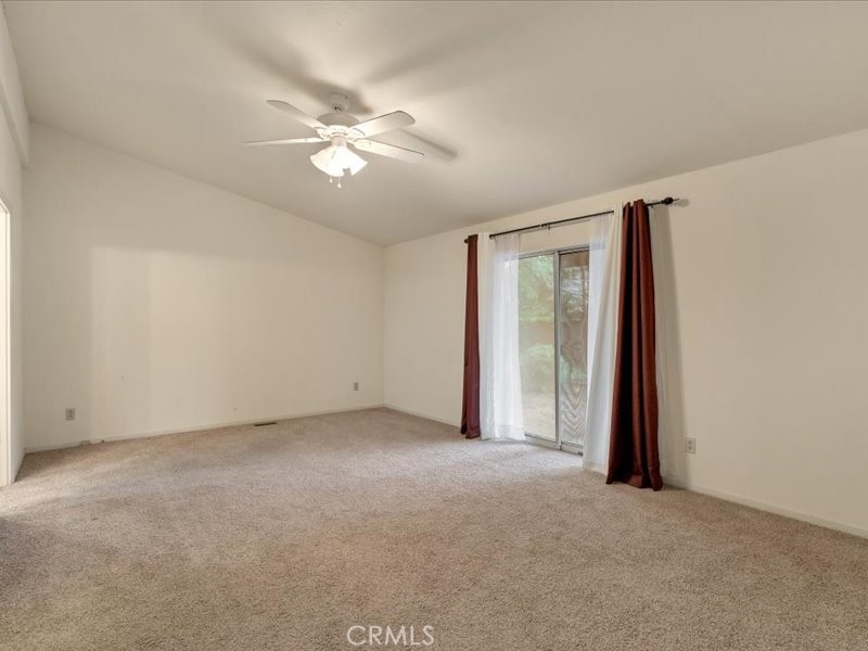 2050 Springfield 101 Property Photo 24