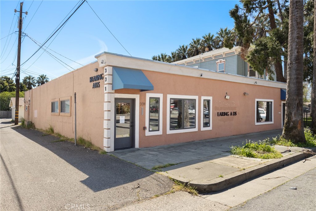 331 Elm Street Property Photo 1