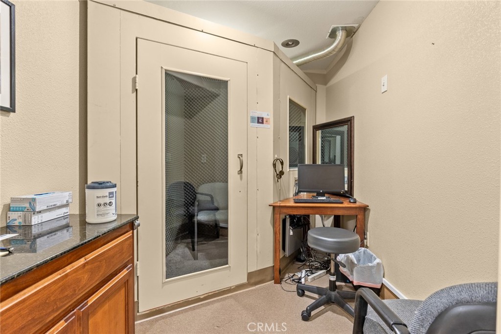 331 Elm Street Property Photo 11