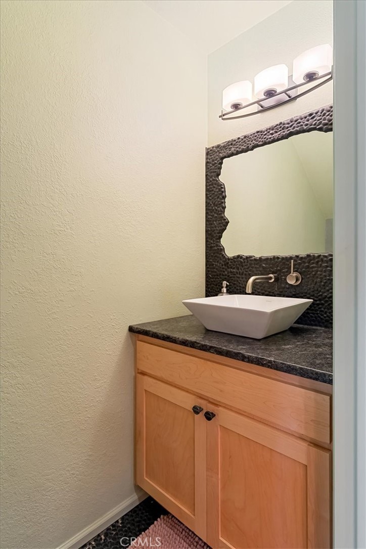 1422 Kingston Property Photo 14