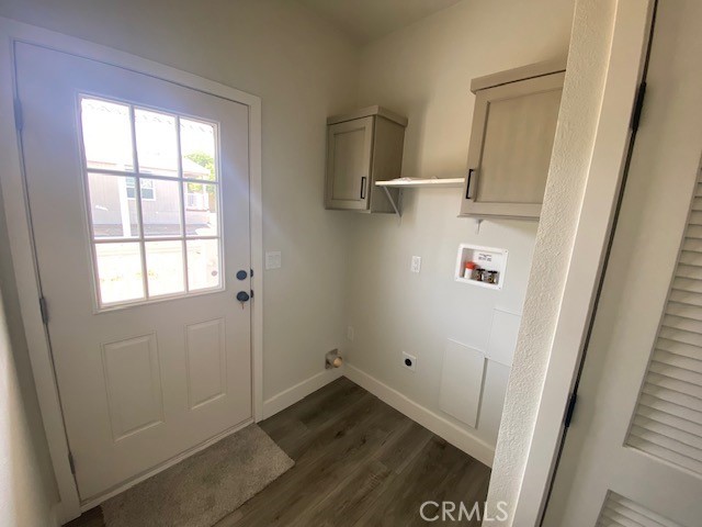 2920 Clark L-6 Property Photo 16