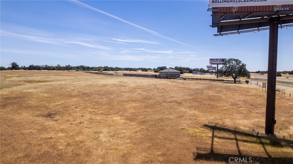 0 Auction Yard Property Photo 4
