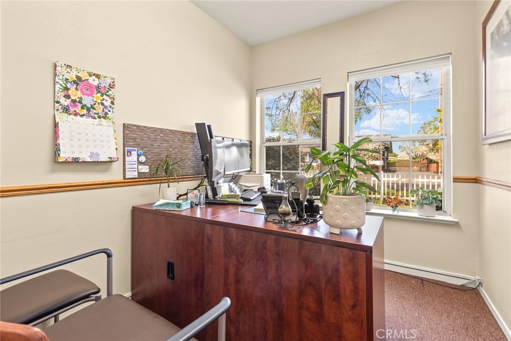 2 Governors Lane Property Photo 3