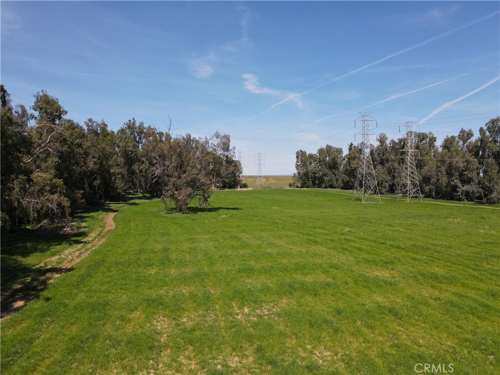 11 Corning Property Photo 10
