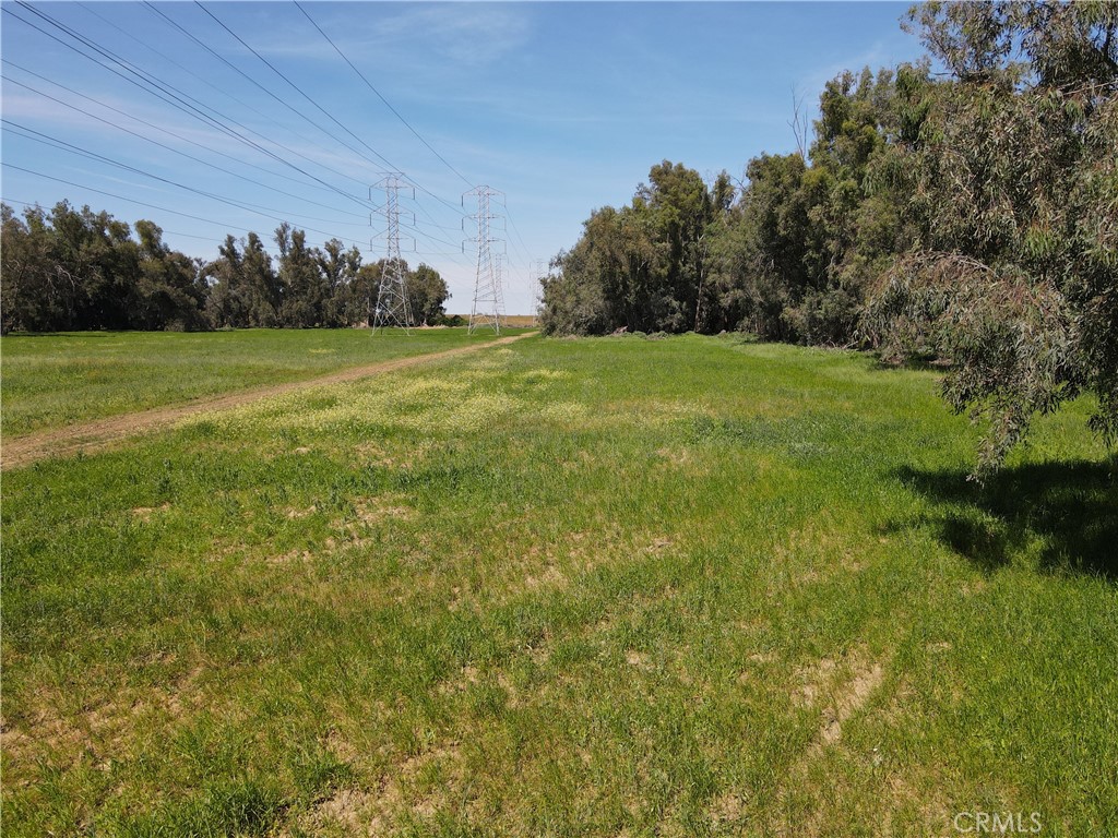 11 Corning Property Photo 13