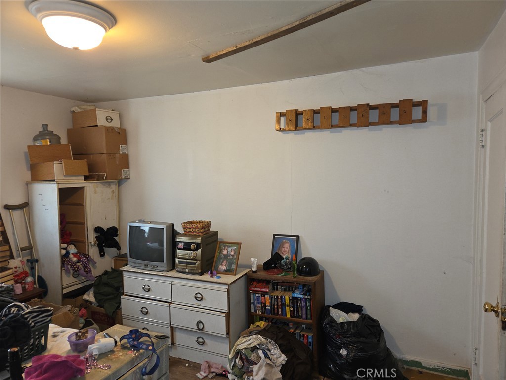 300 Chestnut Property Photo 10