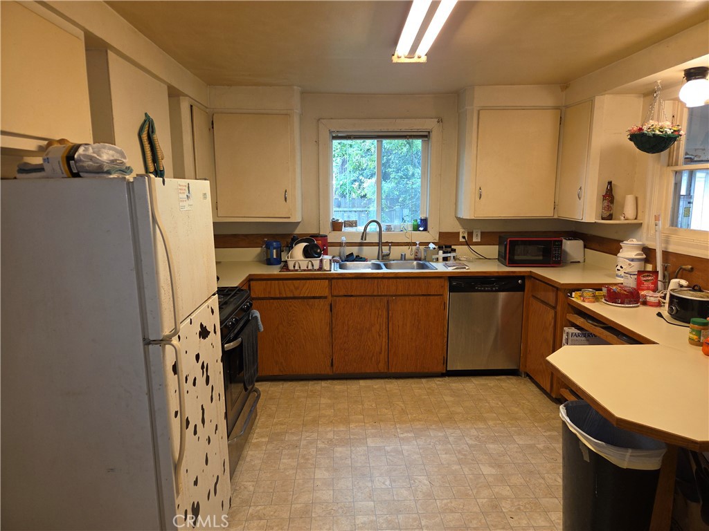 300 Chestnut Property Photo 11