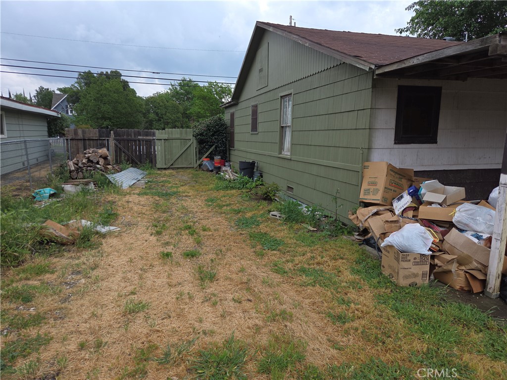 300 Chestnut Property Photo 26