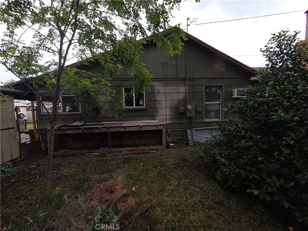 300 Chestnut Property Photo 28