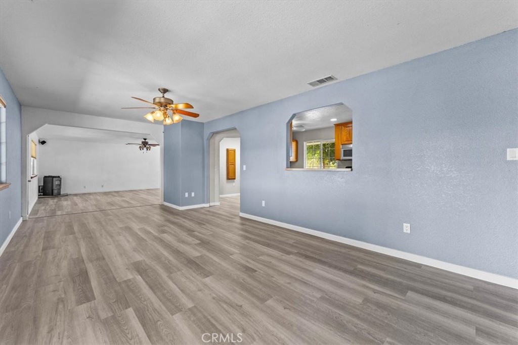 22132 Los Robles Way Property Photo 6