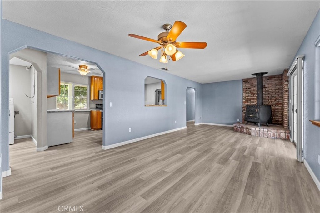 22132 Los Robles Way Property Photo 7
